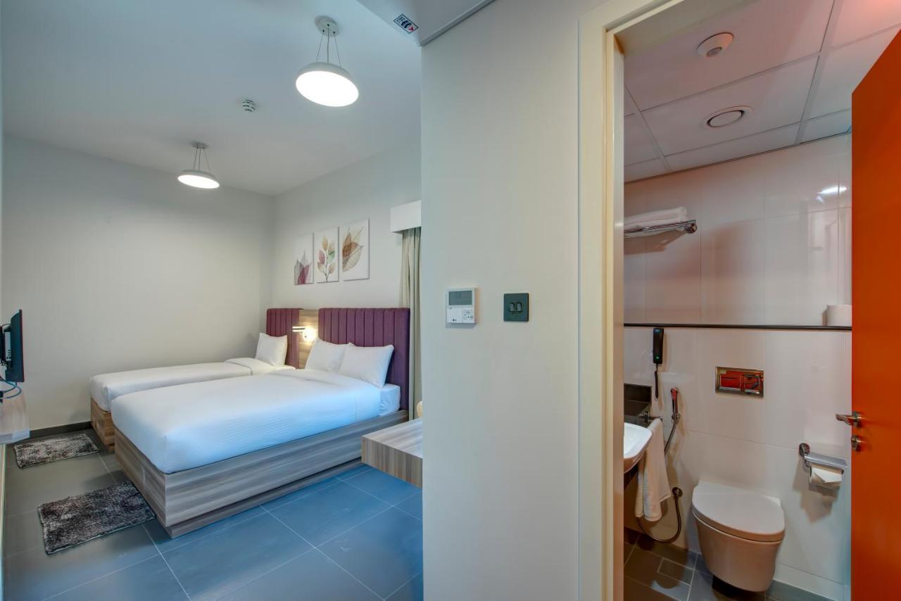 Wescott Hotel Dubai Esterno foto