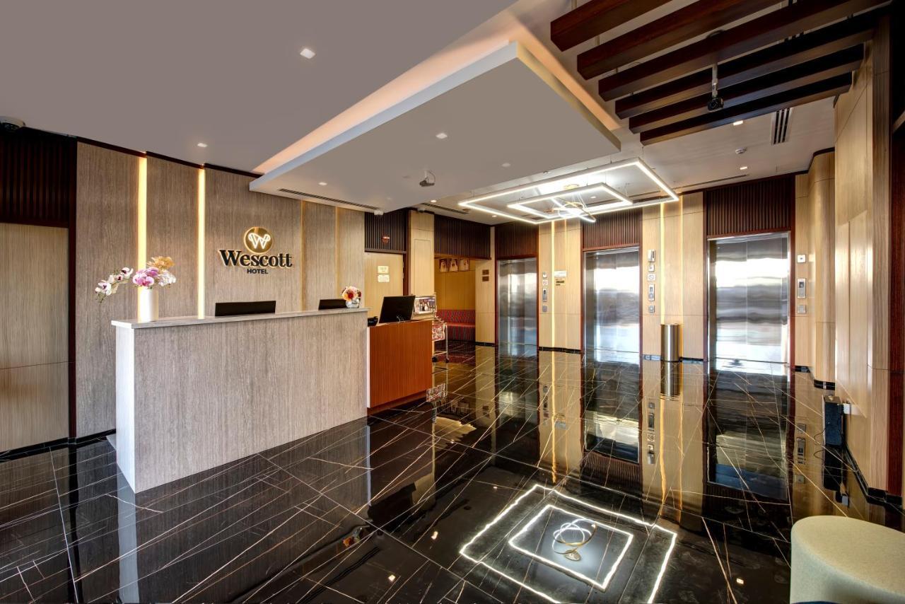 Wescott Hotel Dubai Esterno foto