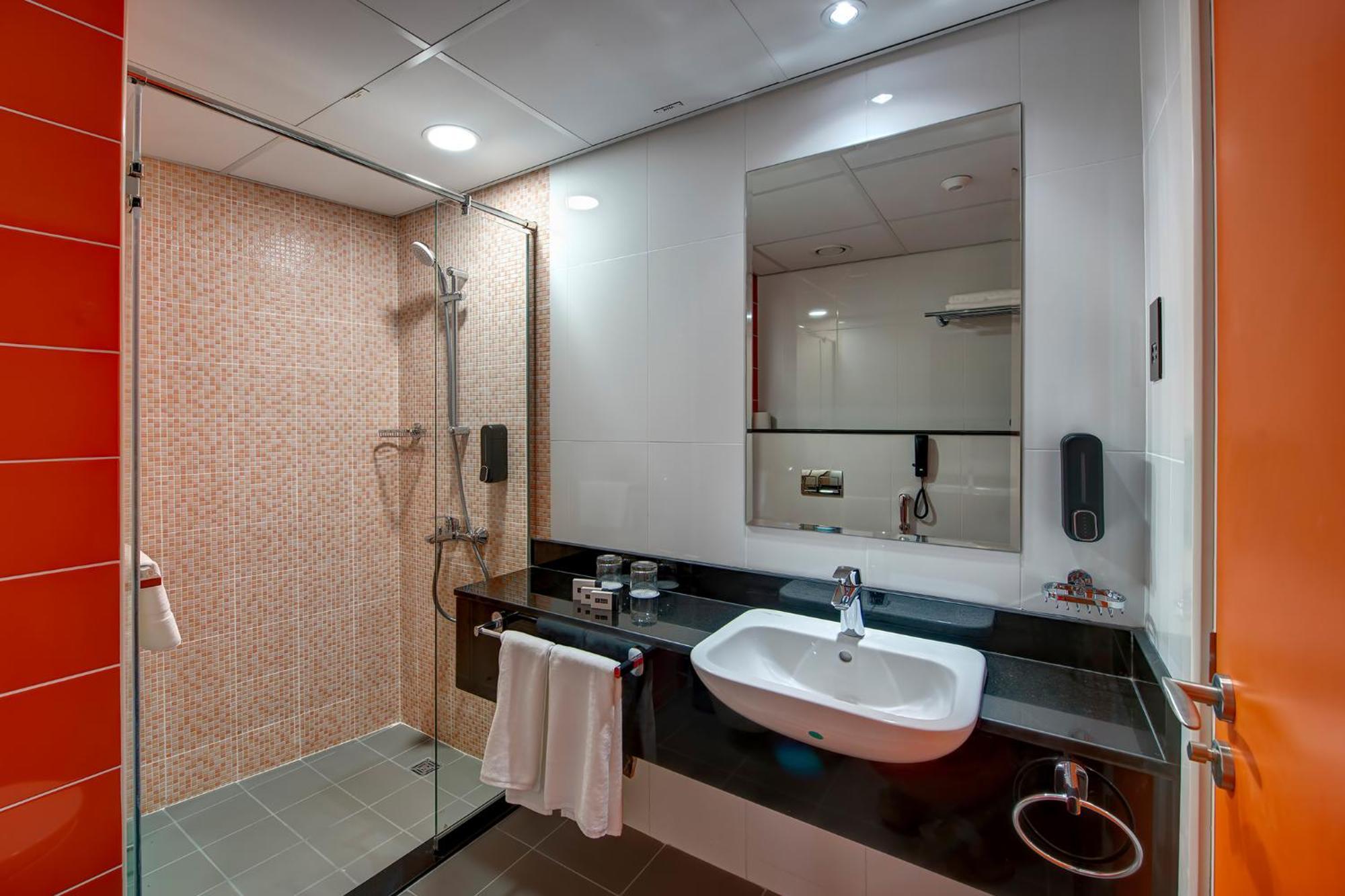 Wescott Hotel Dubai Esterno foto