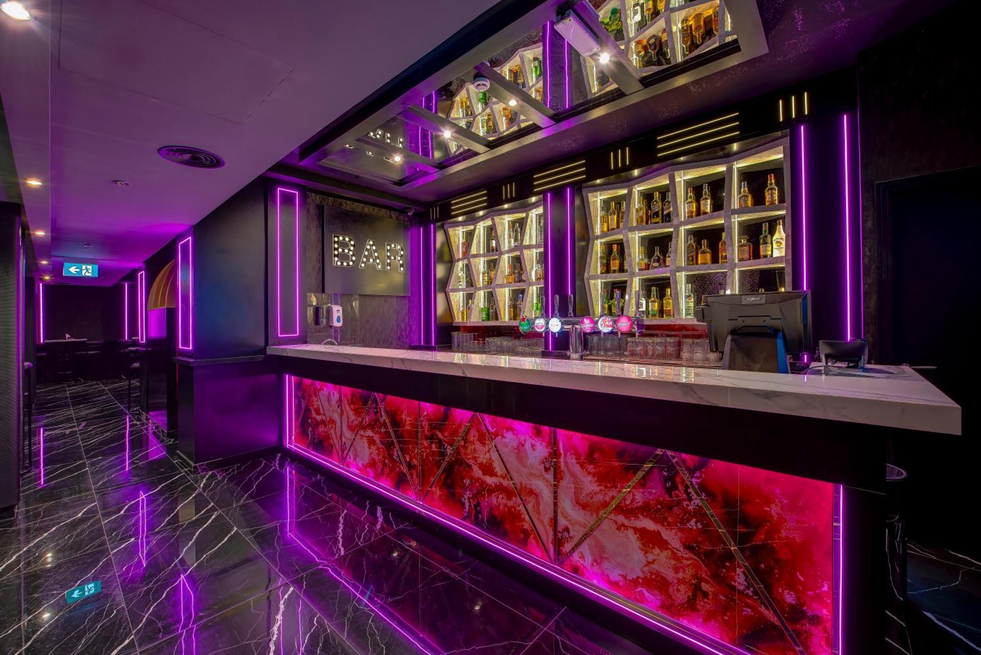 Wescott Hotel Dubai Esterno foto